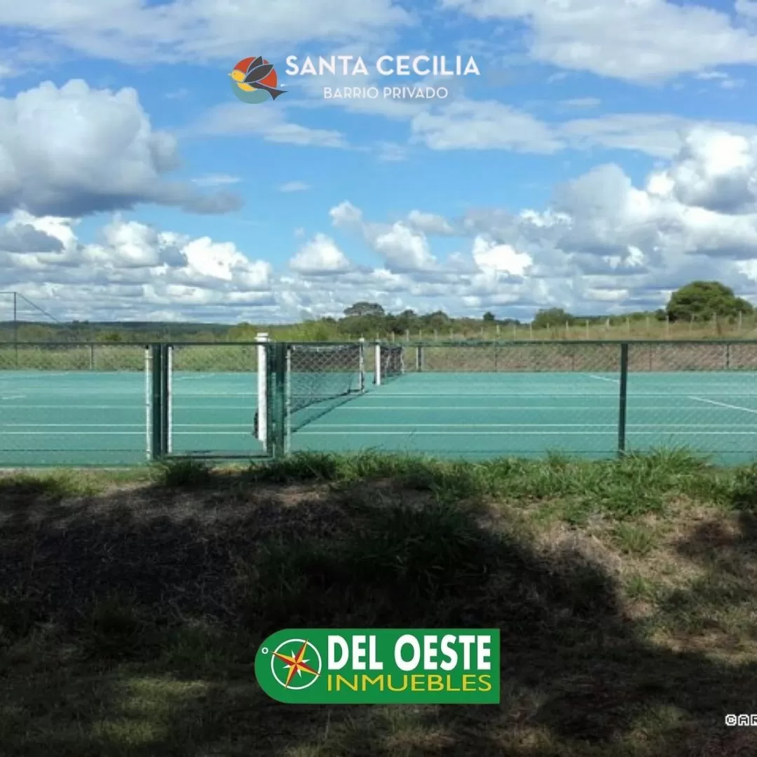 VENTA DE LOTES EN BARRIO PRIVADO SANTA CECILIA - Image 6