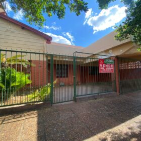 VENTA DE CASA 3 DORMITORIOS EN EL BARRIO LUZ Y FUERZA