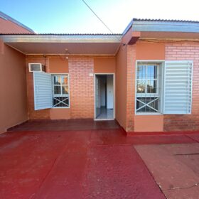 Alquila Casa de 2 Dormitorios en Bº Cocomarola Oeste