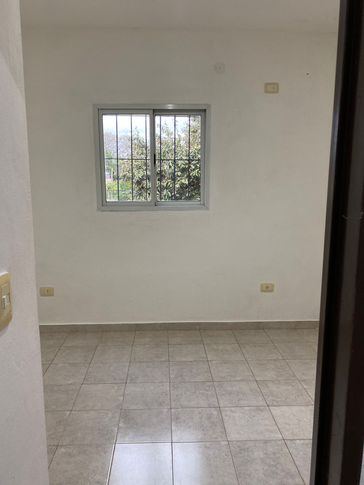 Alquila Casa tipo Duplex 2 dormitorios Z/Zapiola y Centenario - Image 6