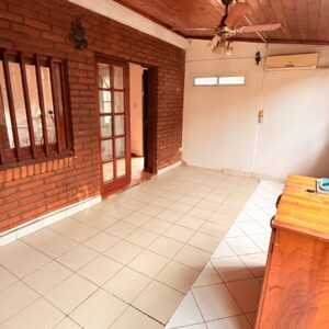 Alquila Casa de 2 Dormitorios z/ Av. Blas Parera y Av. San Martin - Image 9