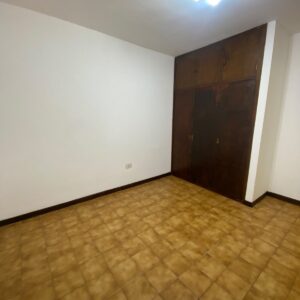 Alquila departamento en Villa Sarita de 2 dormitorios - Imagen 5