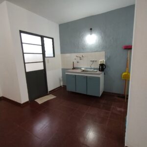 Vende Departamento en ch 149 a metros de la Av. Eva Peron - Image 3