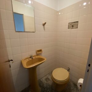 Vende Departamento de 2 Dormitorios sobre Calle Cordoba - Image 9