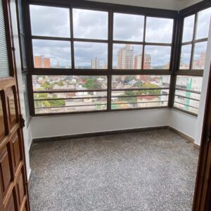 Vende Departamento de 2 Dormitorios sobre Calle Cordoba - Image 5