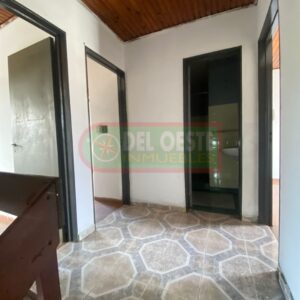 Alquila casa tipo Duplex Z/ Av.Vivanco y Av .Lopez y Planes de 3 dormitorios. - Image 4