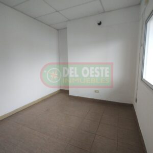 Alquiler de Departamento 1 dormitorio S/ Av. Eva Peron casi Centenario - Image 5
