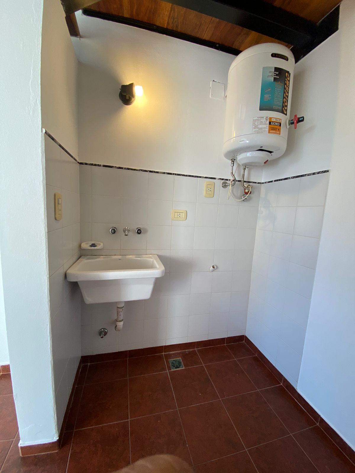 Dúplex Tipo Loft Moderno en Alquiler en Zona Martín Fierro y Tomás Guido de 1 dormitorio. - Image 8
