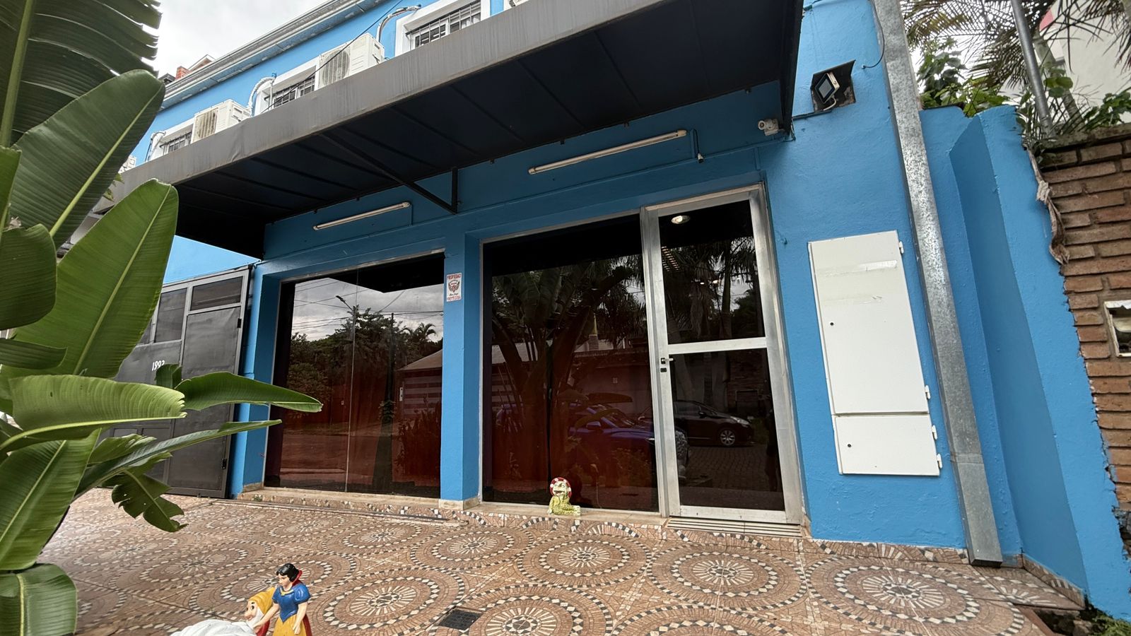 Alquila Local en Z/ Sta Catalina y Centenario con 30m2 Aprox
